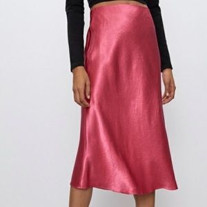 Aritzia Babaton slip skirt in fuschia